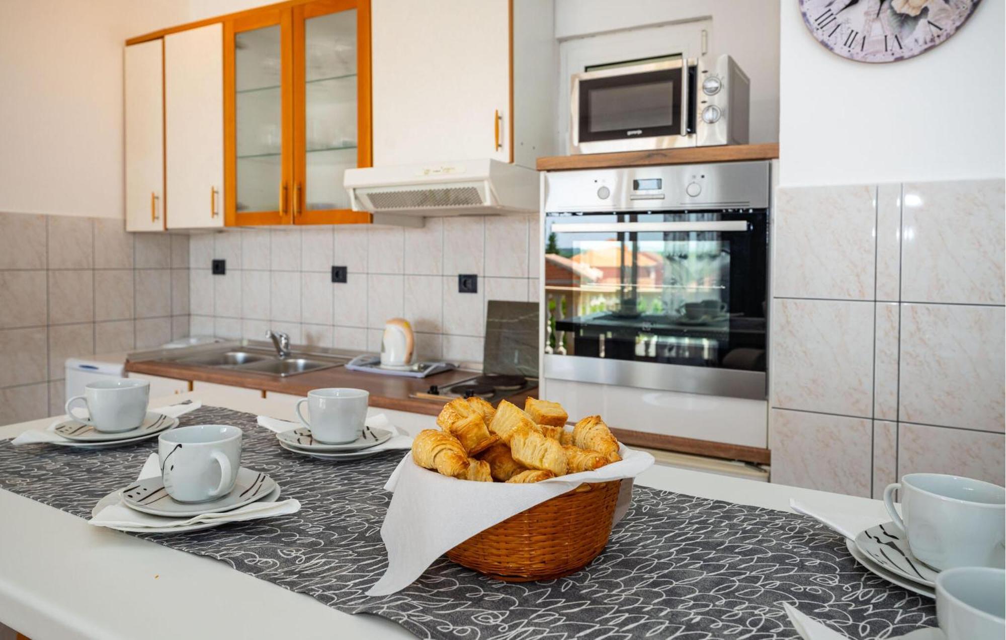 Beautiful Apartment In Galovac With Kitchen Exterior photo